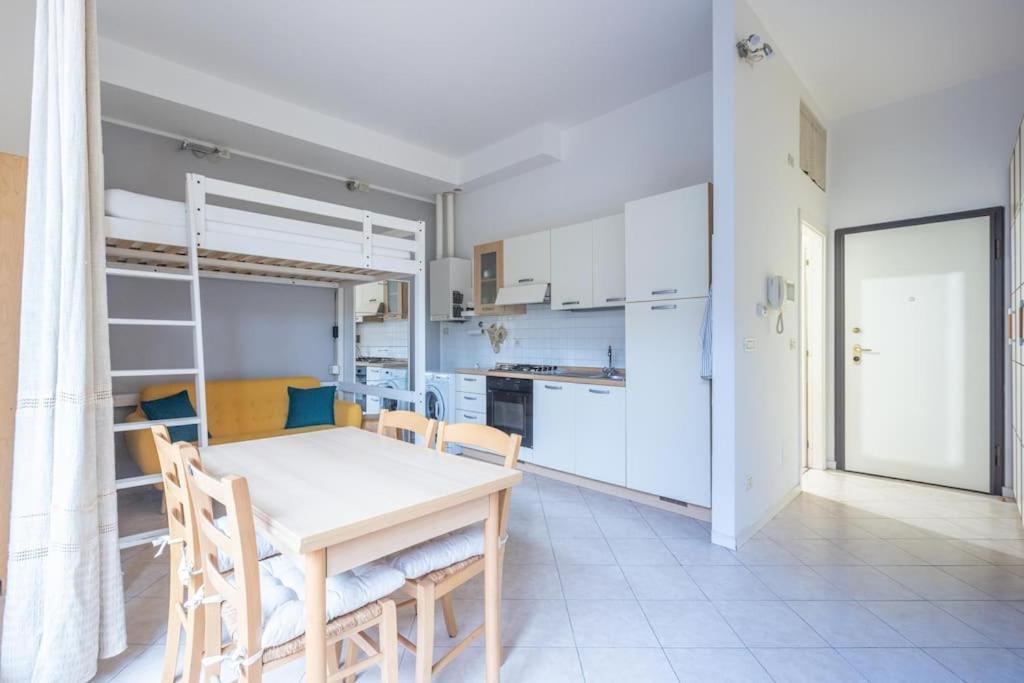 Apartamento Tiarini 14 Bolonia Exterior foto