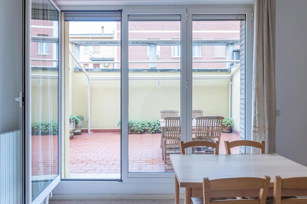 Apartamento Tiarini 14 Bolonia Exterior foto